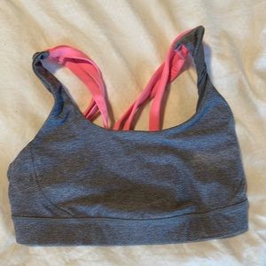 Lululemon Women’s sports bra in grey and pink size 0